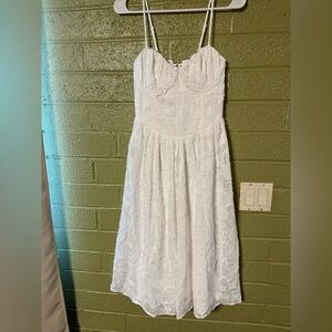 Elegant White Lace Dress